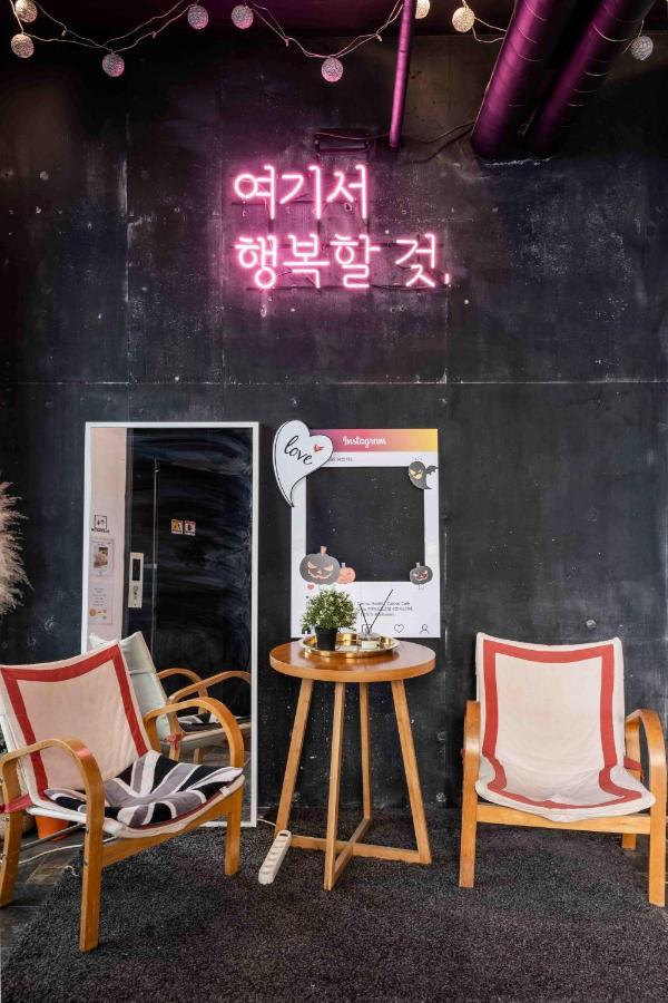 Canvas Black Guesthouse Ciudad Metropolitana de Ciudad Metropolitana de Busan Exterior foto