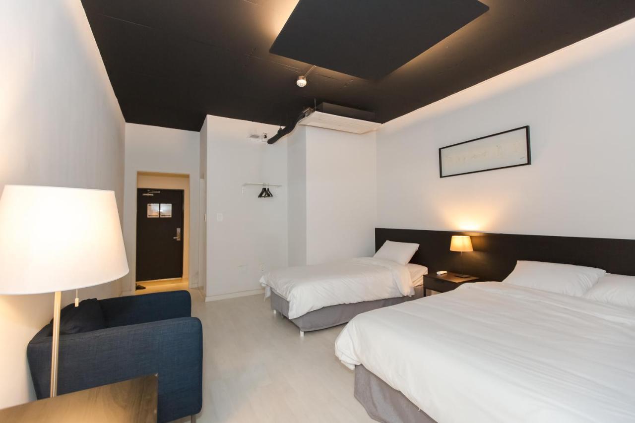 Canvas Black Guesthouse Ciudad Metropolitana de Ciudad Metropolitana de Busan Exterior foto
